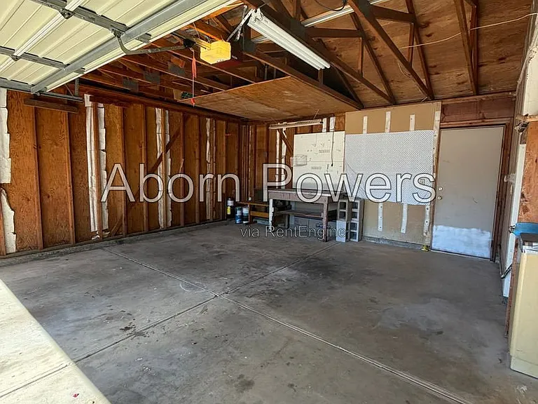 4819 Hillbrook Ct — Photo 2