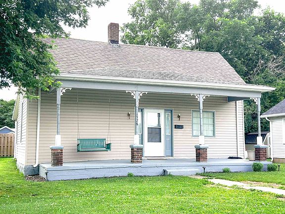 4th image of 1728 Conwell St