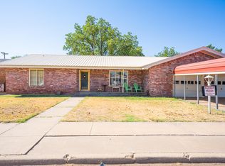 710 W 6th St, Idalou, TX 79329
