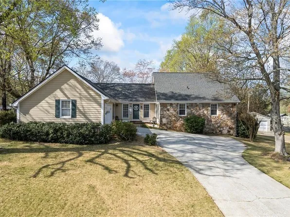2019 Wiltshire Pl, Snellville, GA 30078