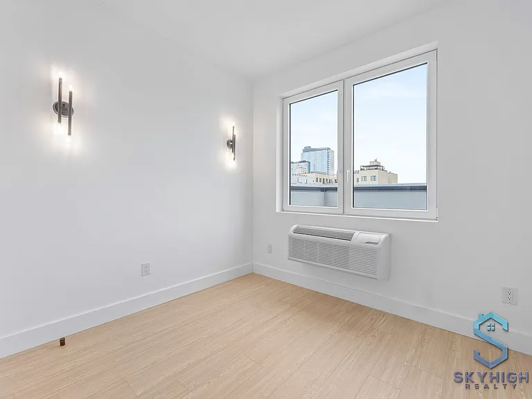 3506 Glenwood Rd #7L — Photo 7