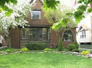 2083 Hillcrest Ave, Cleveland, OH 44109