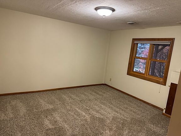 2nd image of 1517 Old Hickory Dr