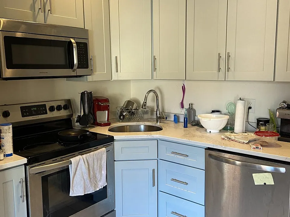 608 Columbus Ave #1L
