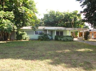 1998 45th Ter SW, Naples, FL 34116