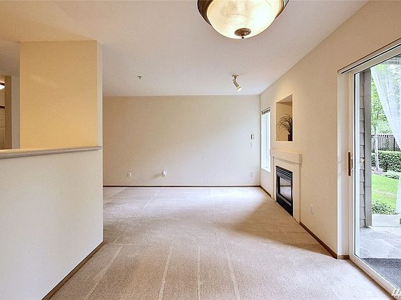 4th image of 10825 SE 200th St APT H103
