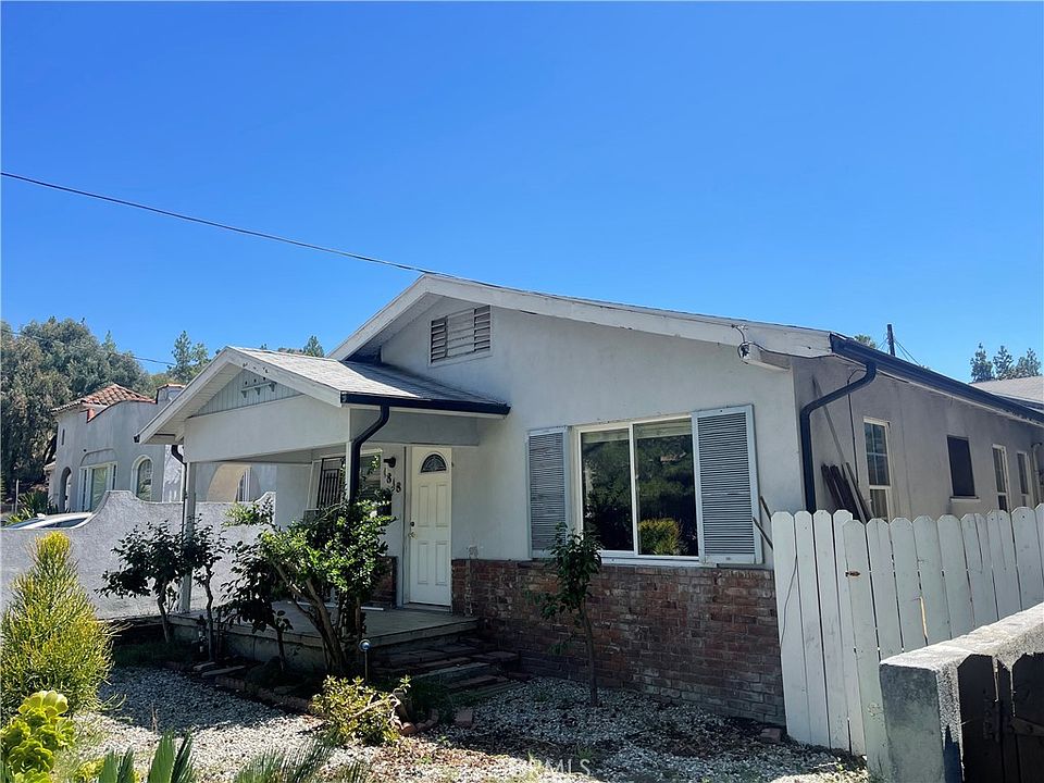 1st image of 1818 E Glenoaks Blvd