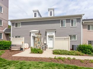 4117 S Four Mile Run Dr UNIT B, Arlington, VA 22204
