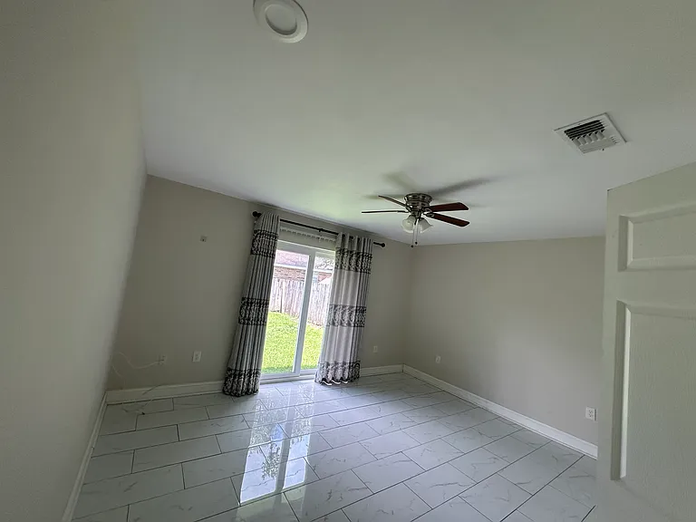 298 Cottonwood Dr — Photo 10