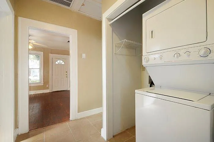 610 W 35th St #A — Photo 10