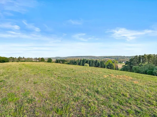 Lr 45003, Gilbert, PA 18331