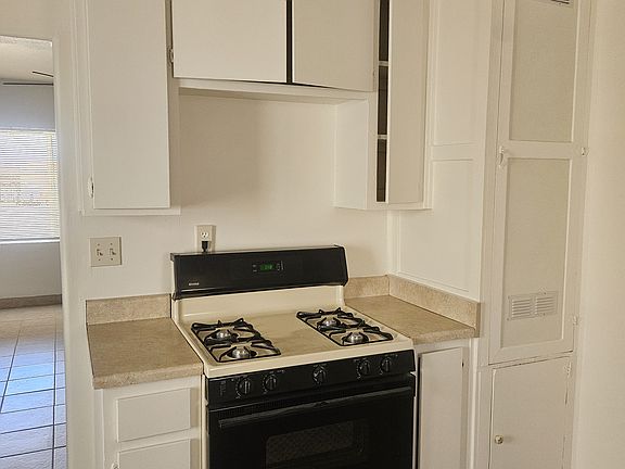 5th image of 66472 Flora Ave