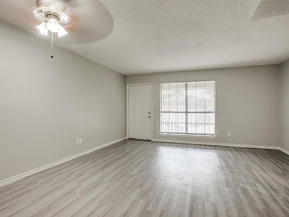 4th image of 1939 Cranford Dr APT 104