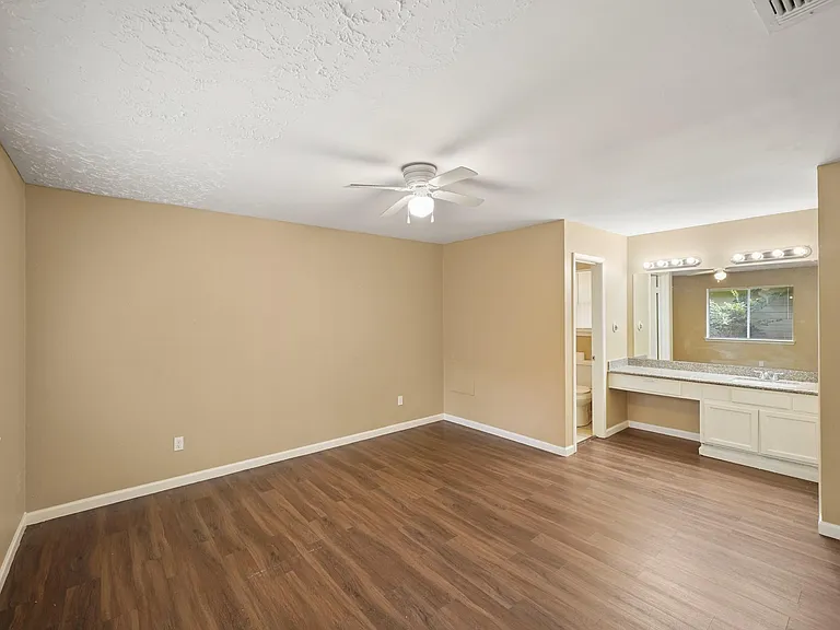 3714 Embarcadero Dr — Photo 11