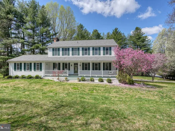 4 Folly Farms Ct, Reisterstown, MD 21136