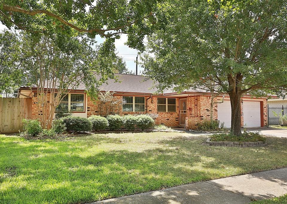 1st image of 2506 Droxford Dr