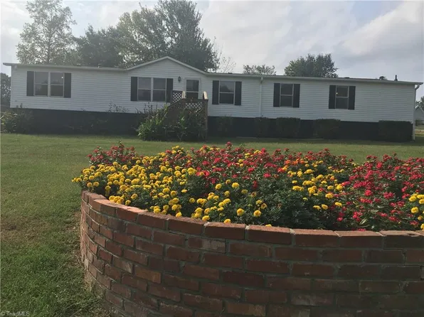 296 Glenn Link Rd, Lexington, NC 27295