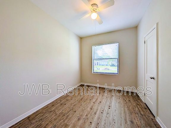 5th image of 5253 Janice Cir S