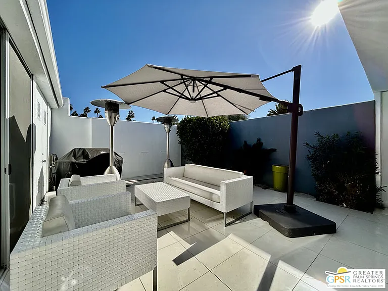 16 Lakeview Cir — Photo 39