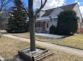 5603 Capri Ln, Morton Grove, IL 60053