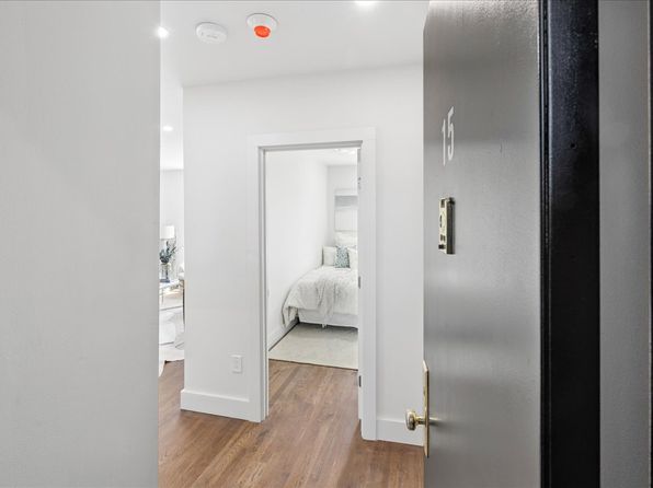 442 6th Ave #15