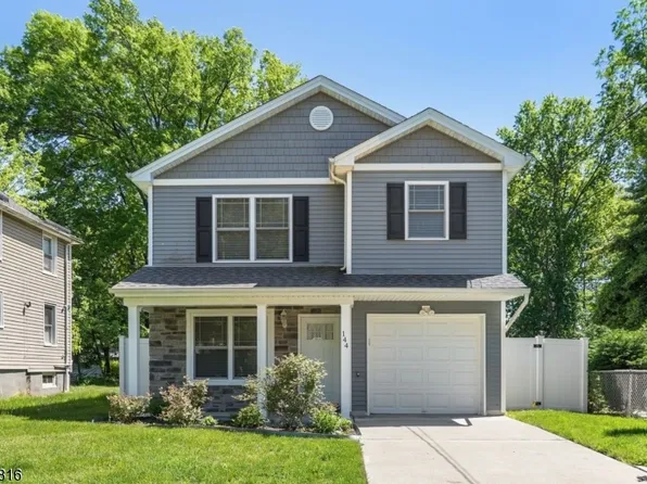 144 E 7Th Ave, Roselle Boro, NJ 07203