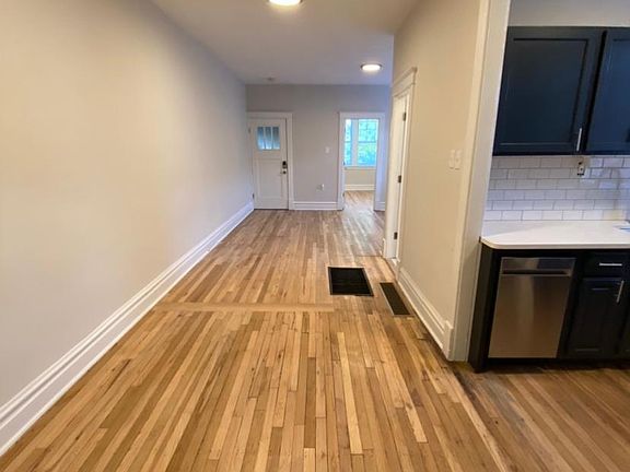 4th image of 6528 Berthold Ave #4
