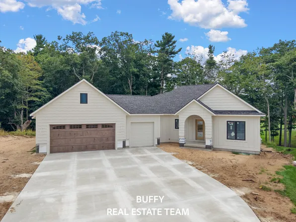 2926 Duneside Cir, Muskegon, MI 49441