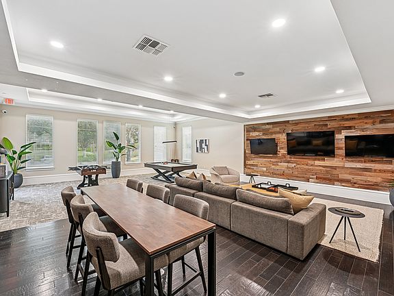 5th image of 11128 Grande Pines Cir #12-1221