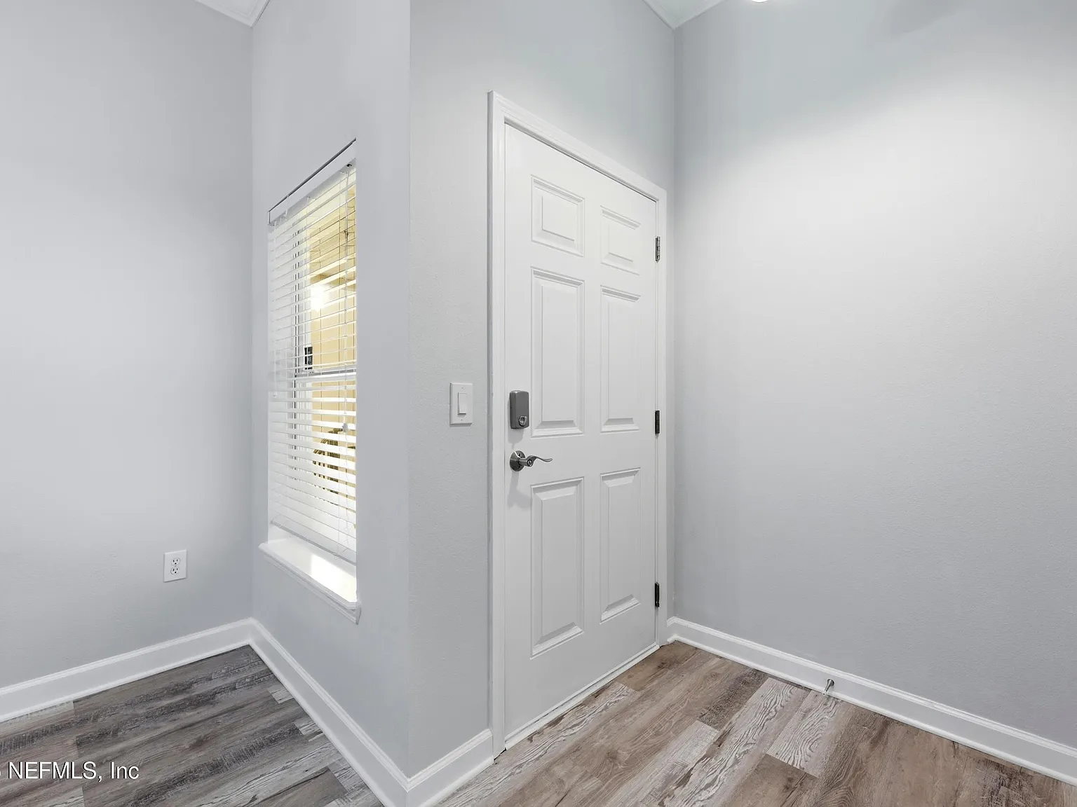 2 bed, 2.0 bath, 1230 sqft, $1,850 — Photo 4