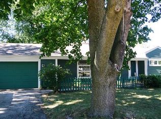 2520 Suffield St, Des Plaines, IL 60016