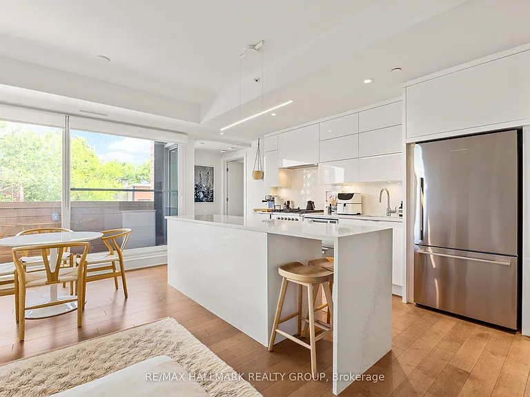 135 Barrette St #207 — Photo 9