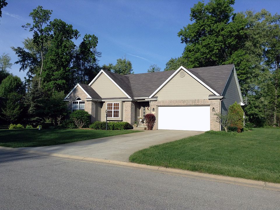 1st image of 51923 Tall Pines Dr