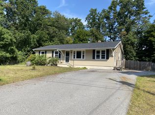 45 Edmund Dr, Ballston Spa, NY 12020