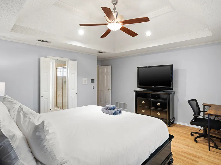 1424 Cobblestone Dr — Photo 18