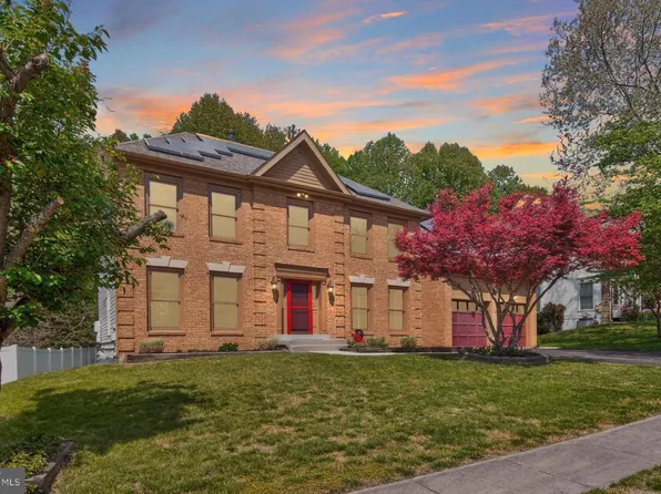 713 Brandon Green Dr, Silver Spring, MD 20904