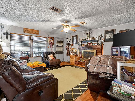 4th image of 11360 Runnels Rd