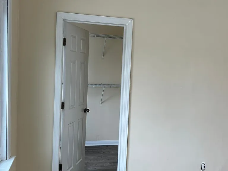 80 Harrison Pl #1 — Photo 3