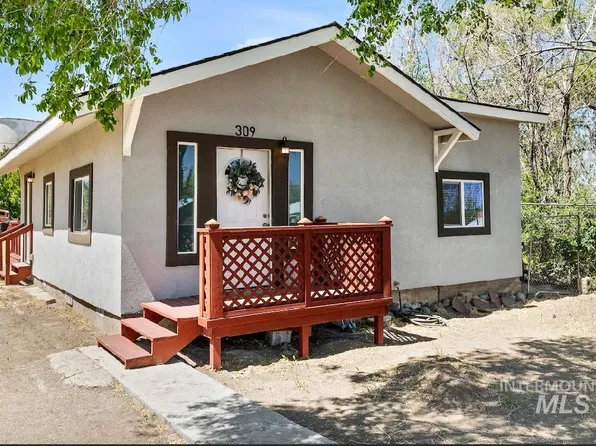 309 7th Ave S, Buhl, ID 83316
