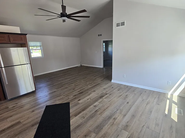 8236 E Wind Lake Rd — Photo 3