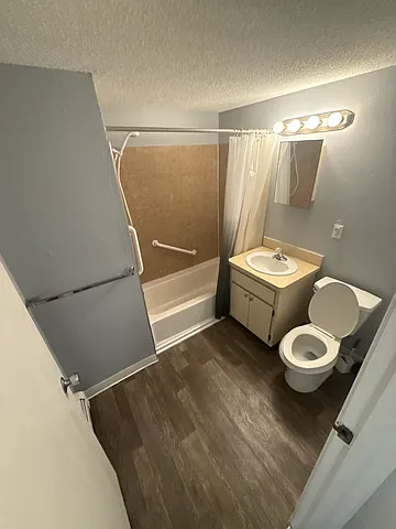 230 S Main St #7M — Photo 12