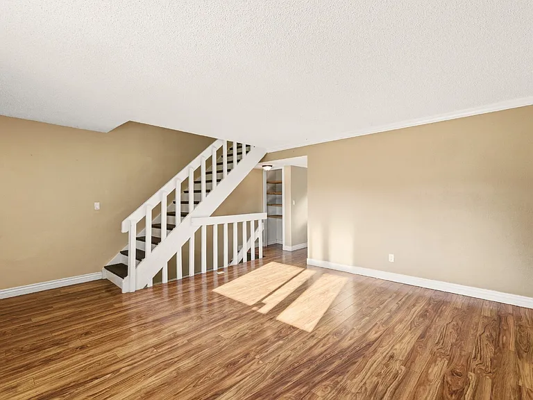 234 W Rockrimmon Blvd #D — Photo 5