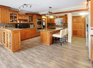 9361 NW 39th St, Sunrise, FL 33351