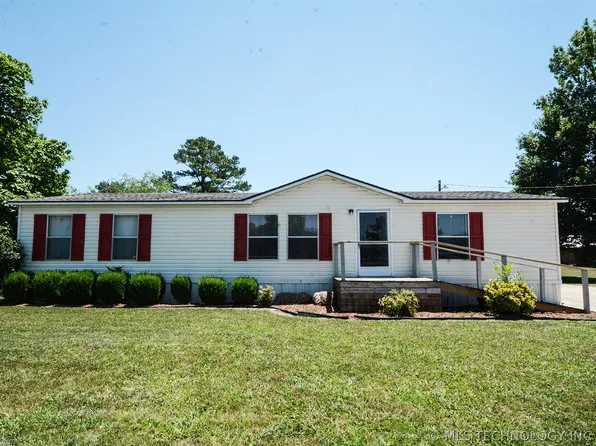 114 S McConnell St, Vian, OK 74962