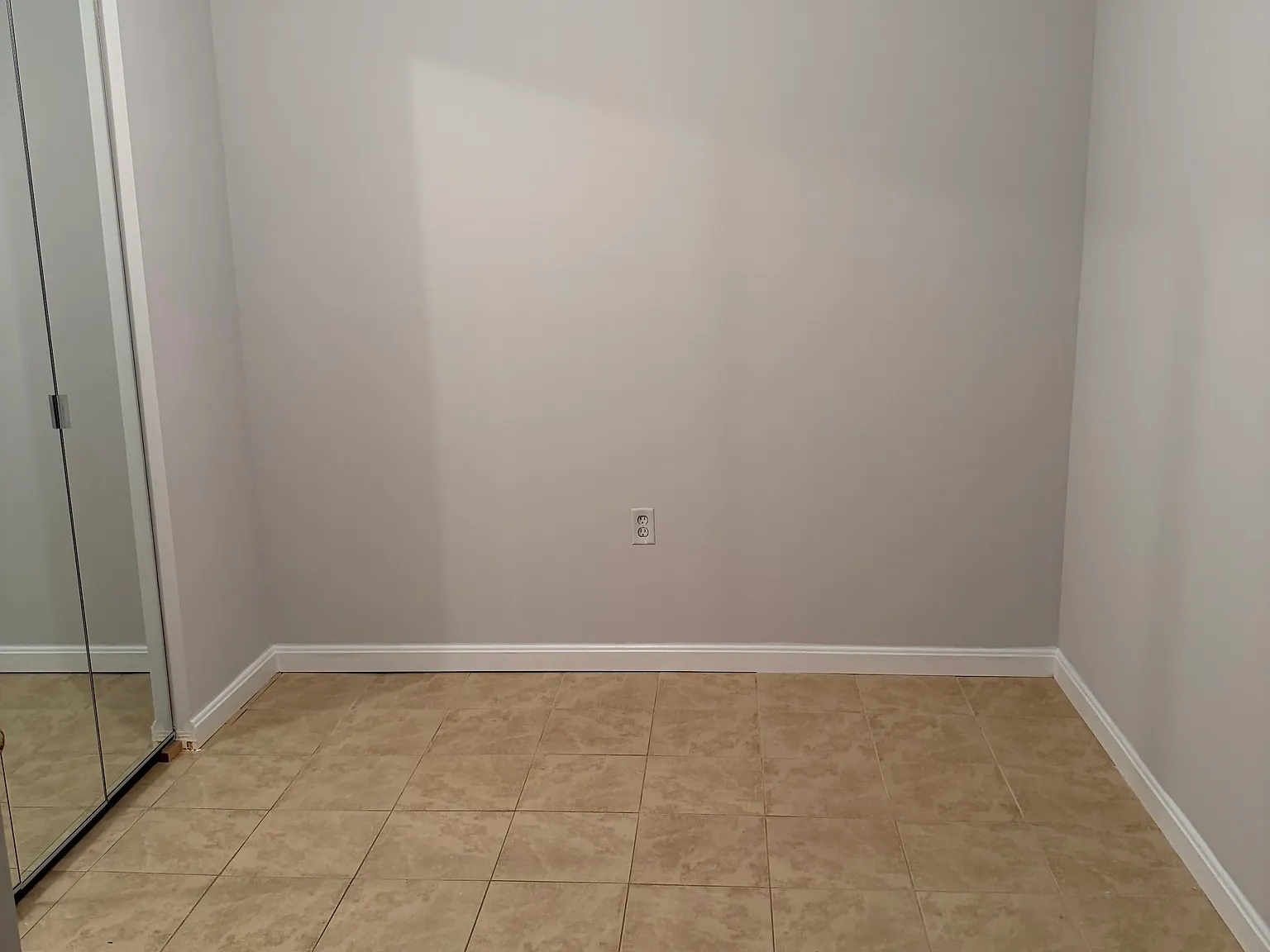 4 bed, 3.5 bath, 1800 sqft, $2,850 — Photo 4