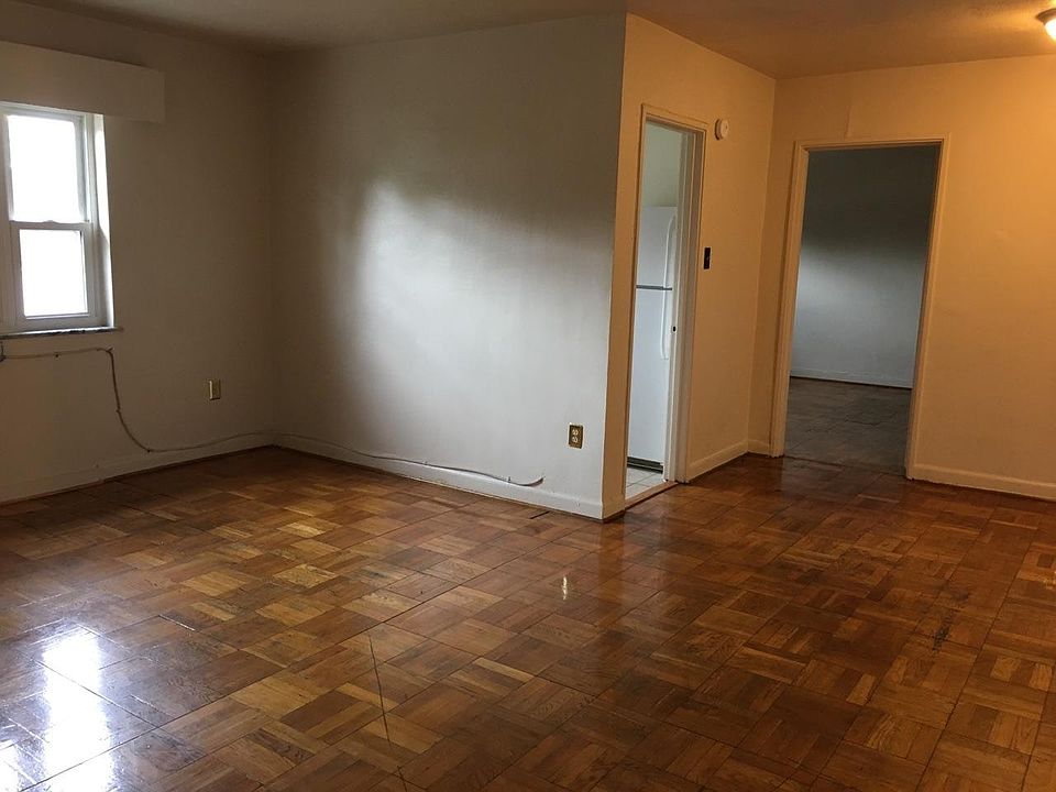 1st image of 3816 Chamberlayne Ave APT 12