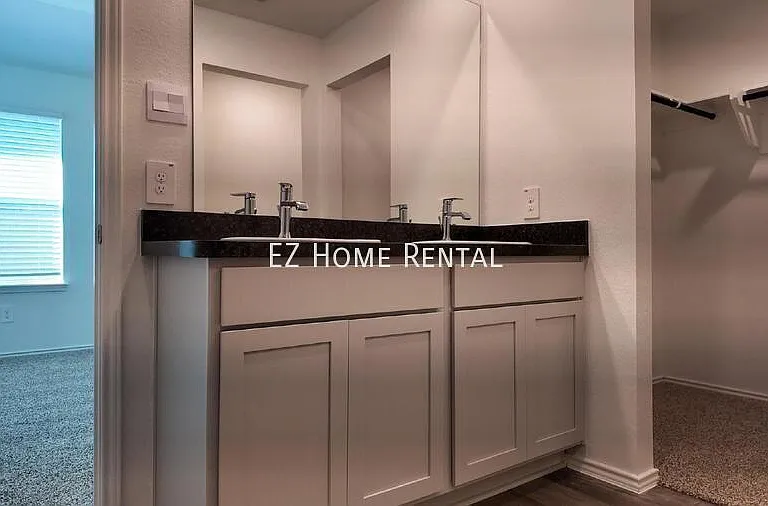 6115 Grove Of Pines St — Photo 12