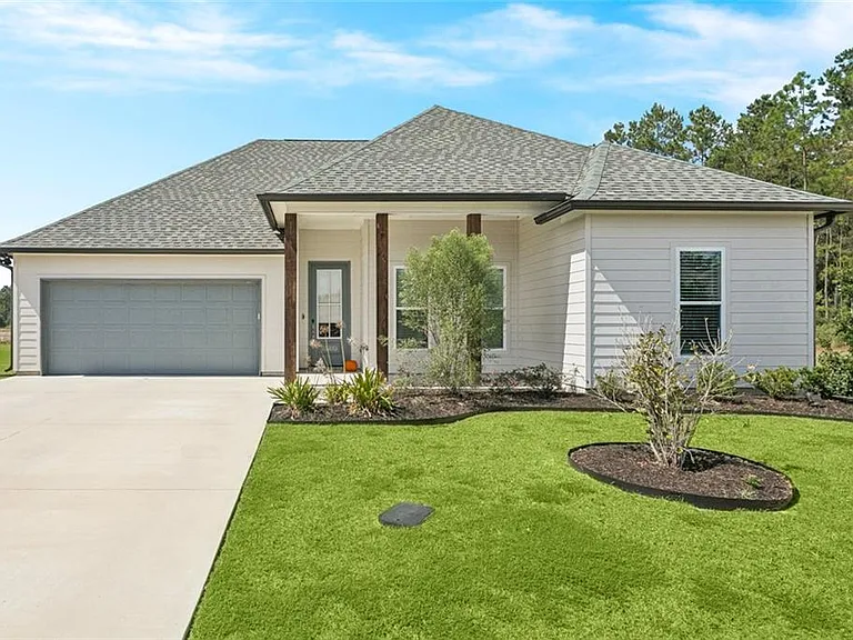 75385 Sydney Dr — Photo 1