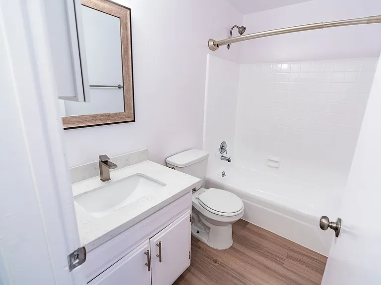 18407 Dearborn Street — Photo 41