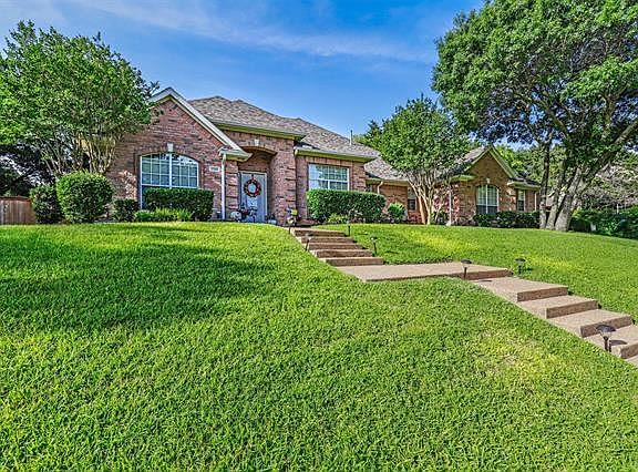 4th image of 1908 Wood Dale Cir